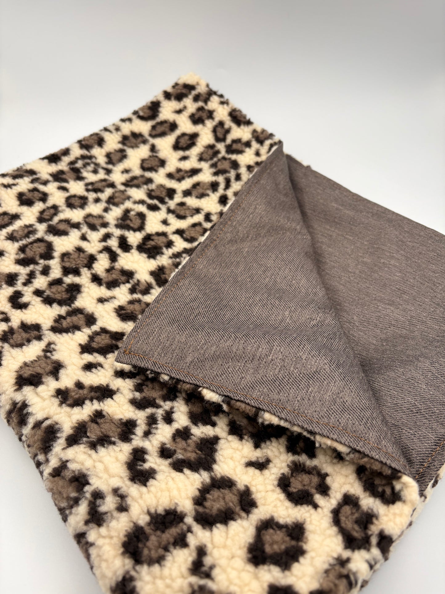 Kuscheldecke für Hunde aus Teddy-Stoff wasser & schmutzabweisend