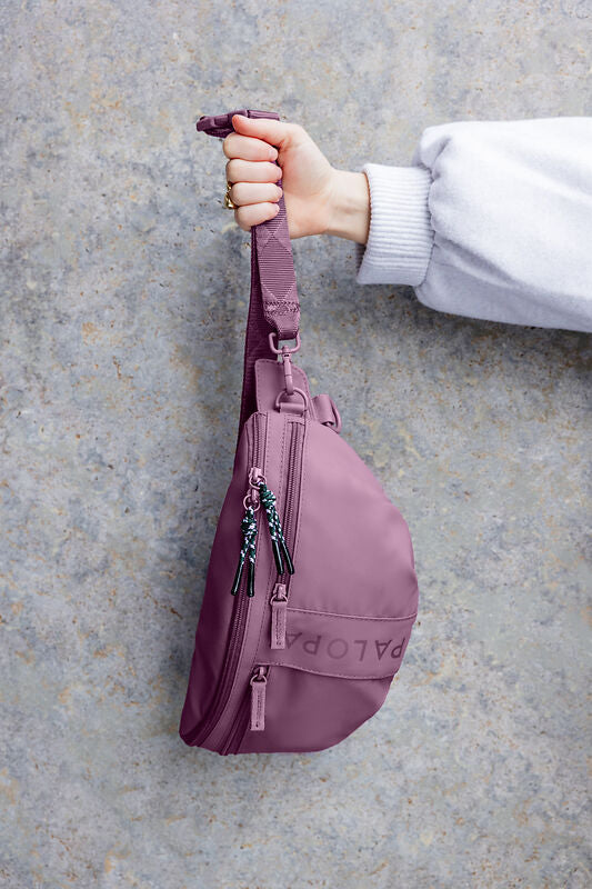 Knoten für vier Pfoten Leckerlibeutel Tasche Berry Rot