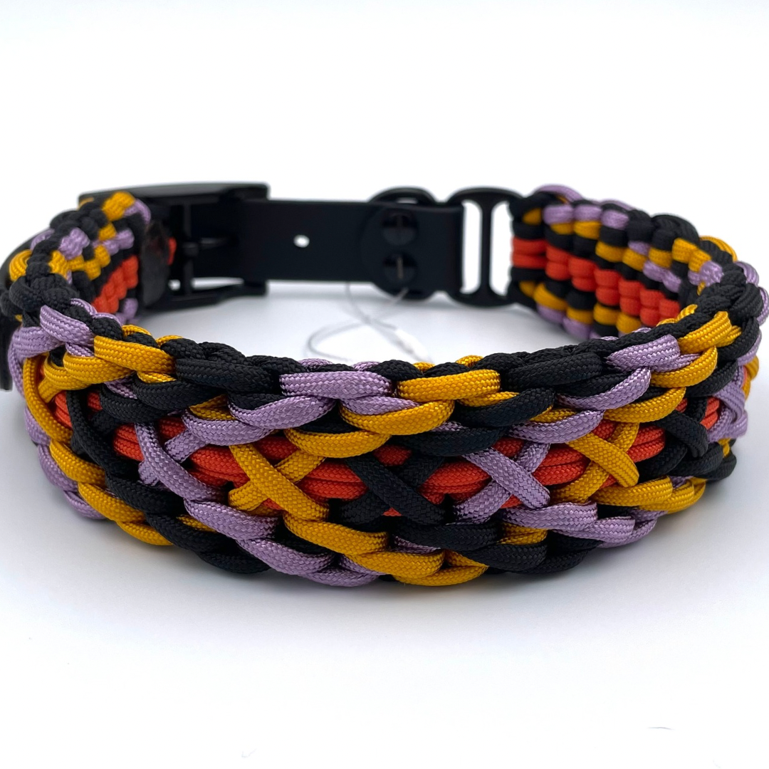 Knoten für vier Pfoten Hundehalsband 