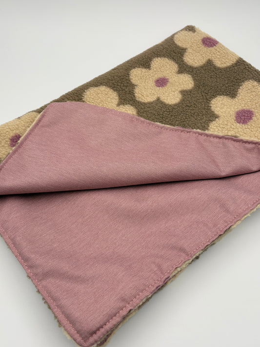 Kuscheldecke für Hunde aus Teddy-Stoff wasser & schmutzabweisend